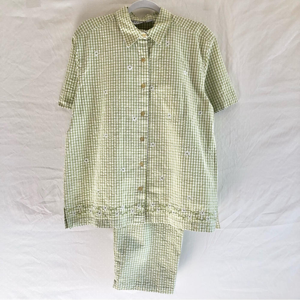 Vintage Green Gingham Matching Set with Embroidered Daisies
